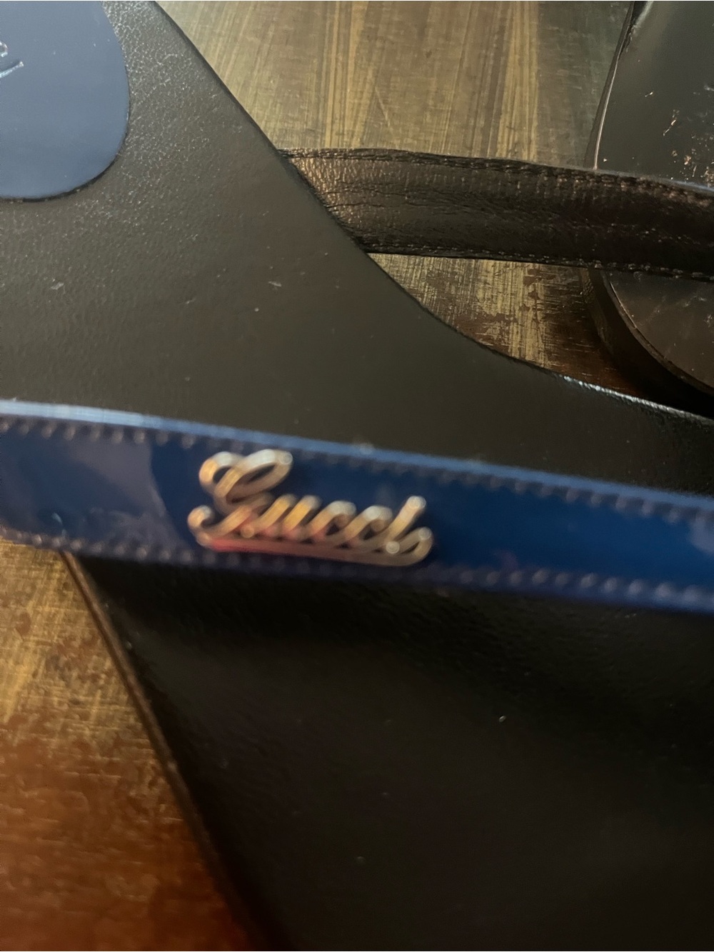 Gucci Blue Patent Thong Sandals - Picture 6 of 9